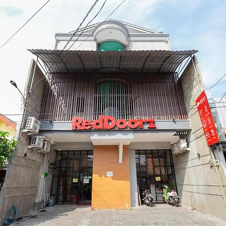 Reddoorz @ Manukan Surabaja Exteriér fotografie